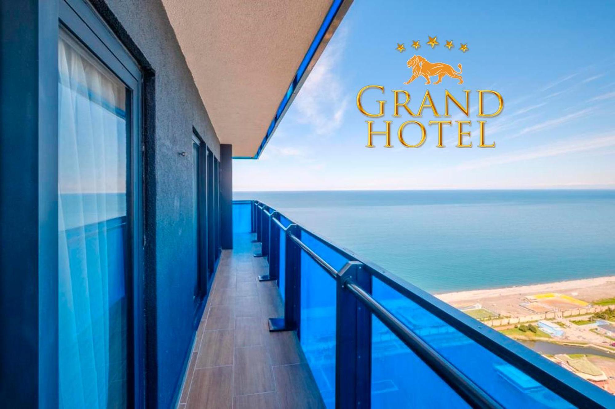 Grand Hotel ☆ Orbi City Batumi Esterno foto