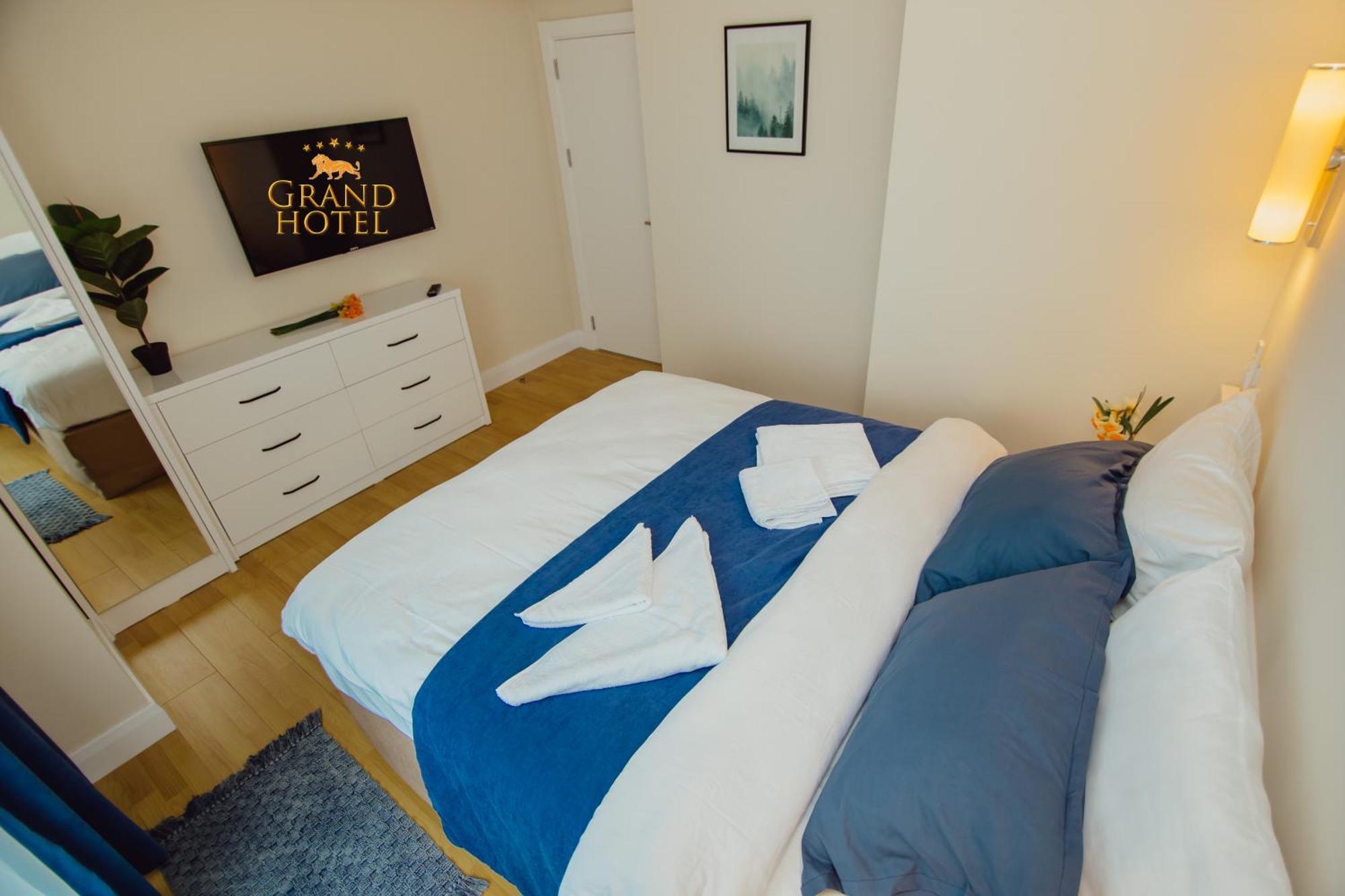 Grand Hotel ☆ Orbi City Batumi Esterno foto